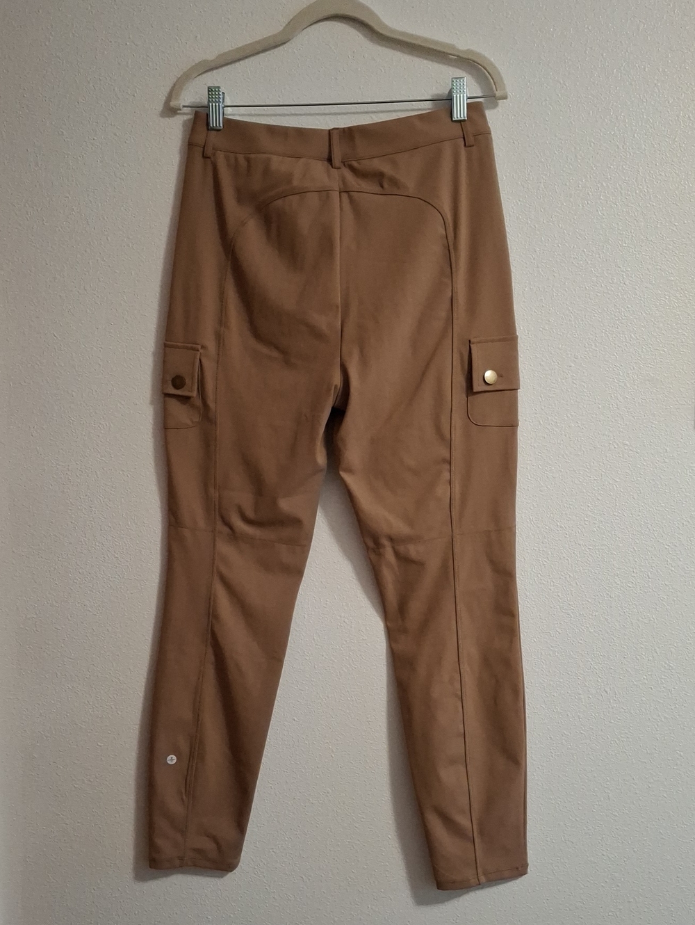 HALARA Daystretch High Waisted Brown Cargo Pants Size Medium - Picture 5 of 5